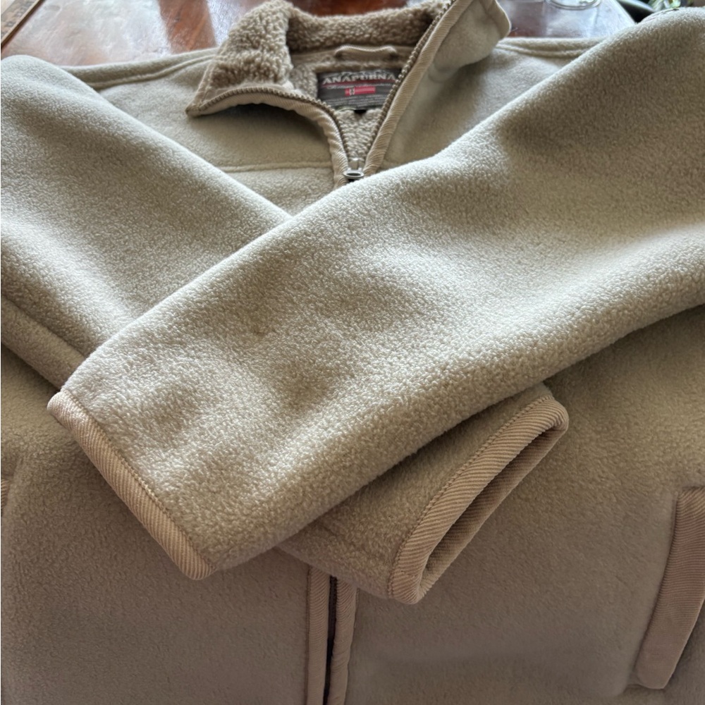 Anapurna heavy duty fleece jacket.  Cream Mens Large
